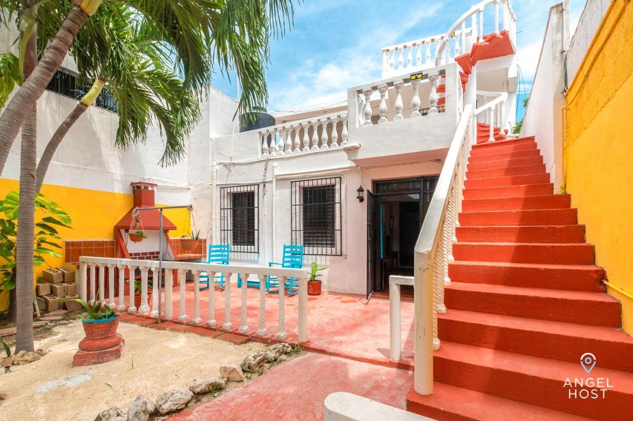 Malecon Beach House In Progreso 1 Block From Beach Exterior photo