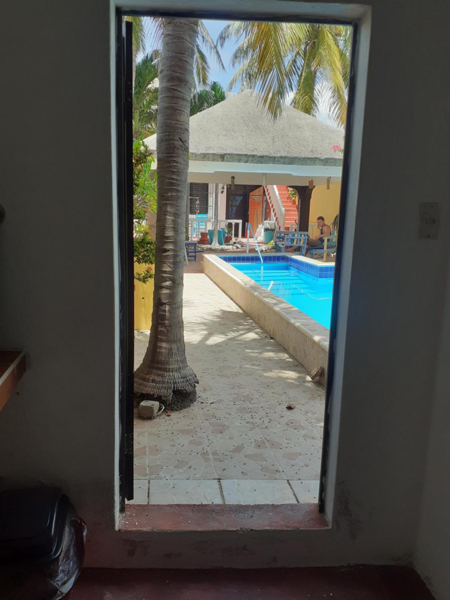 Malecon Beach House In Progreso 1 Block From Beach Exterior photo