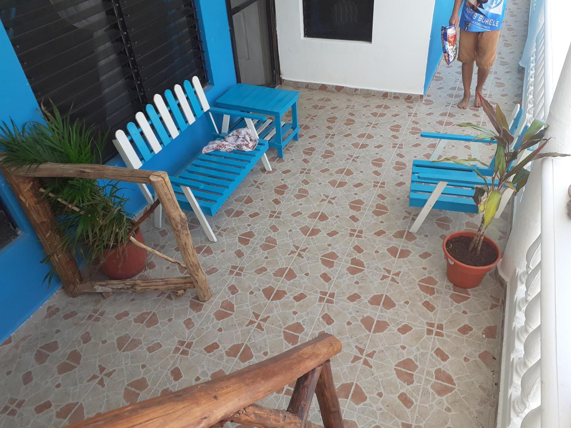 Malecon Beach House In Progreso 1 Block From Beach Exterior photo